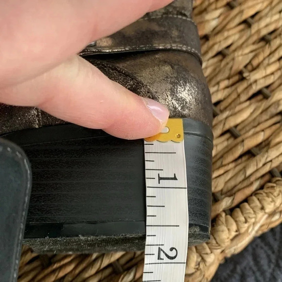 Vera Wang Boots 9.5 EUC - Picture 11 of 13